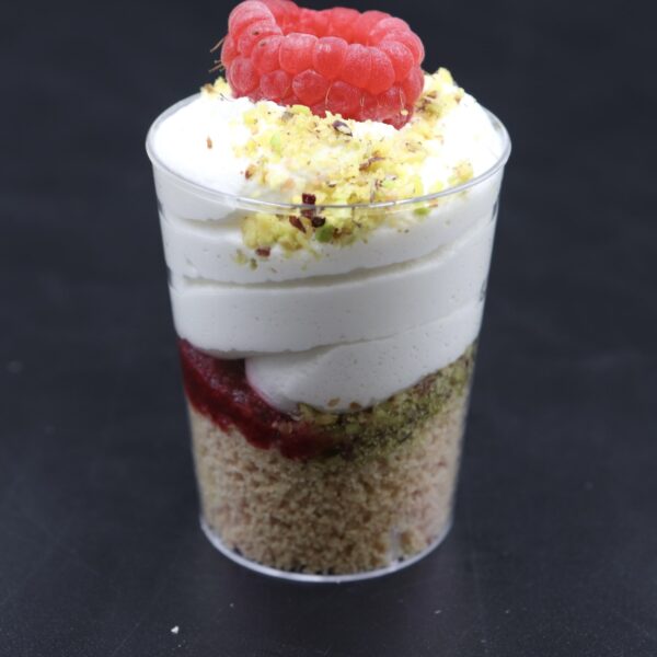 Verrine chantilly framboise pistache